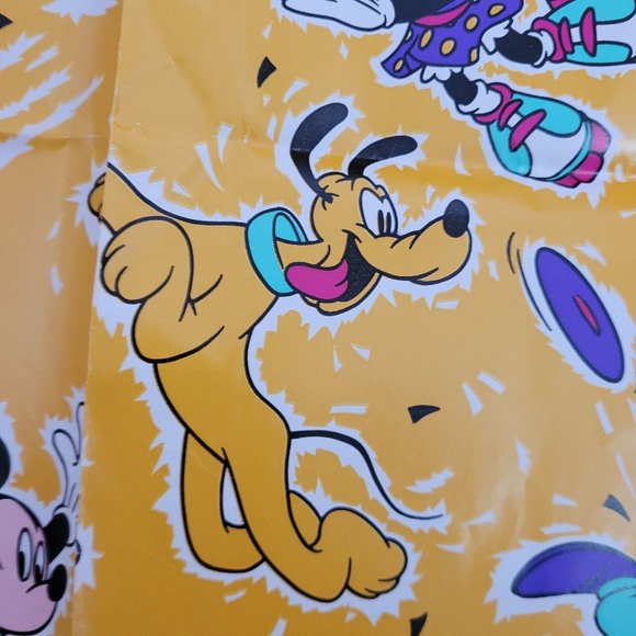 Vintage Disney Gift Wrap - Picture 4 of 9
